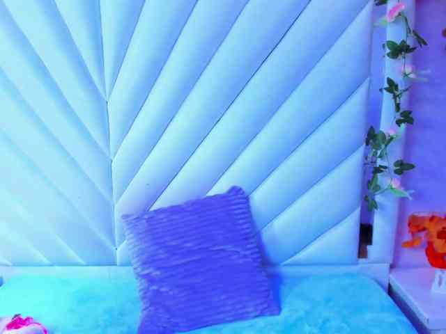 LunaBennett webcam