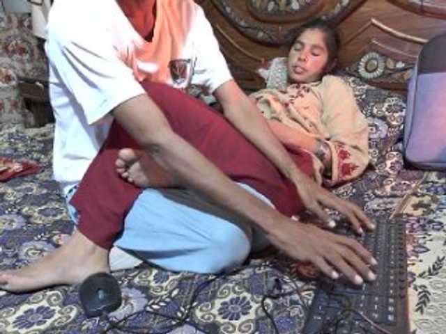 Maria-Tomy-Sex-Room's BongaCams show and profile