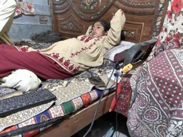 Maria-Tomi-XXX-Room webcam