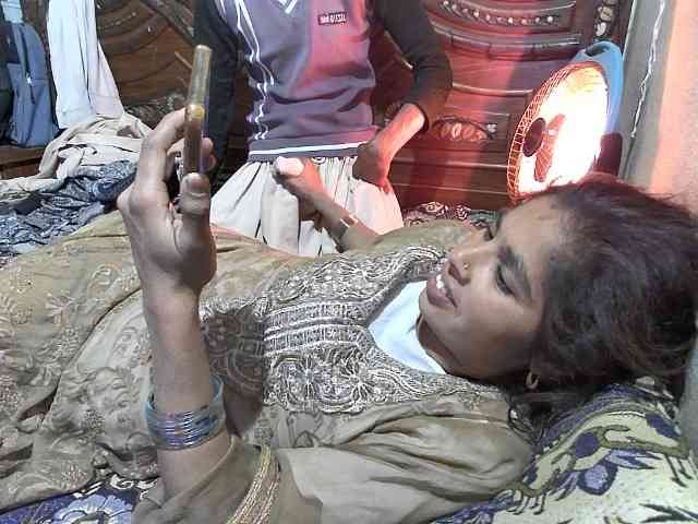 Maria-Tomi-XXX-Room webcam