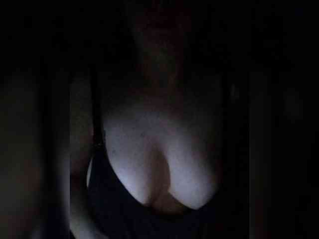 Lily6661 webcam