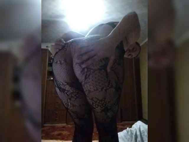 Lily6661 webcam
