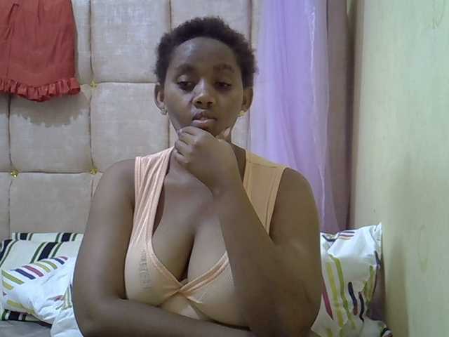 brownebony-'s BongaCams show and profile