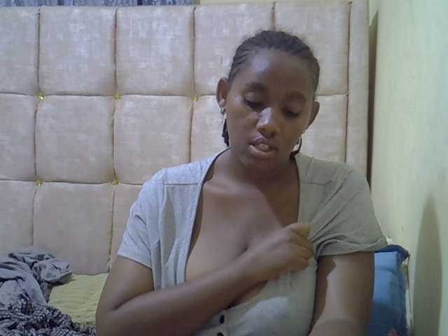 brownebony-'s BongaCams show and profile