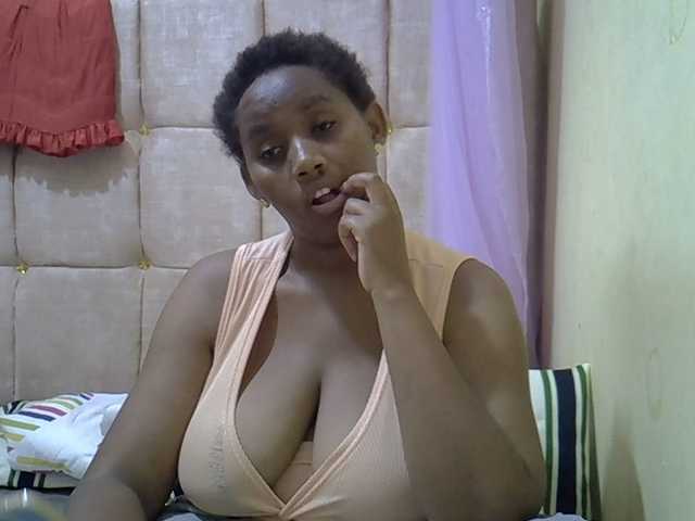 brownebony-'s BongaCams show and profile