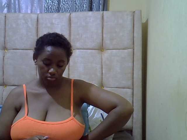 brownebony-'s BongaCams show and profile