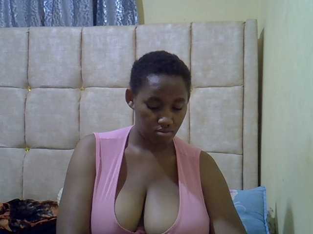 brownebony-'s BongaCams show and profile