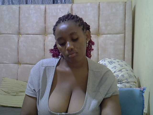 brownebony-'s BongaCams show and profile