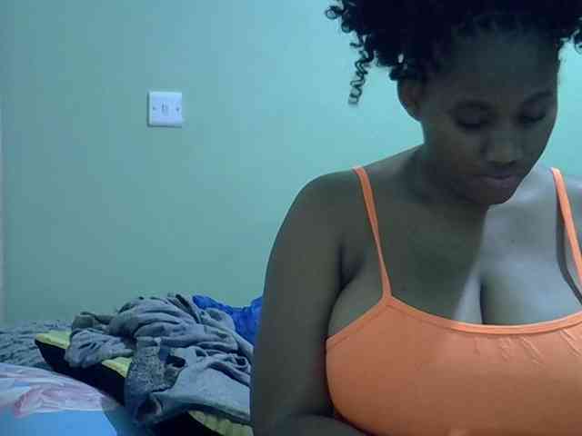 brownebony- webcam