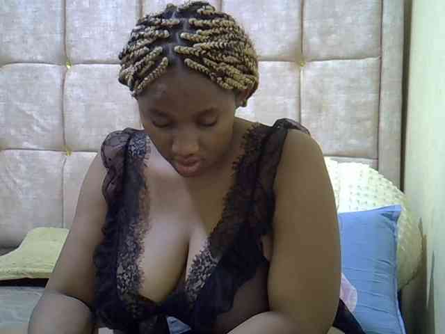 brownebony- webcam