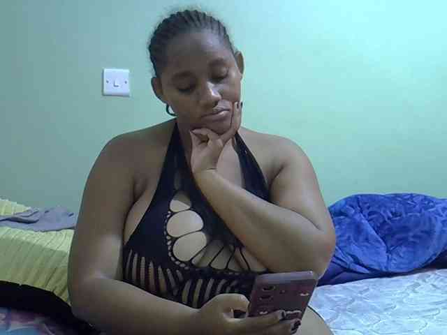 brownebony- webcam