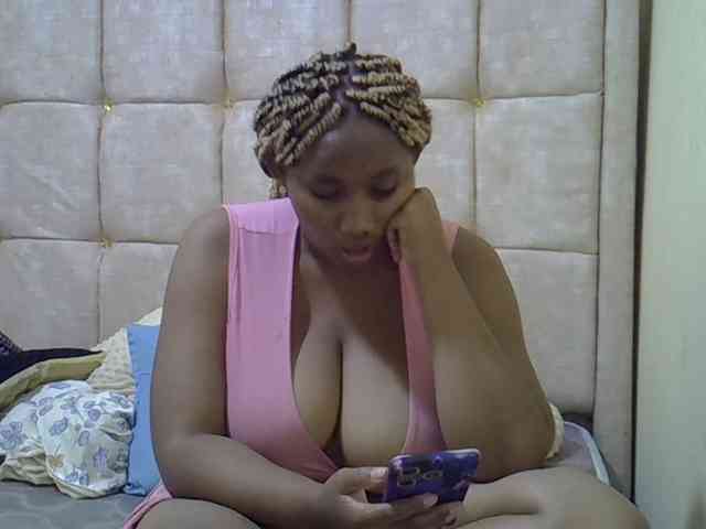 brownebony- webcam