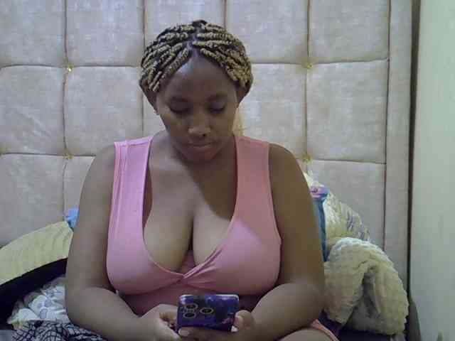 brownebony- webcam