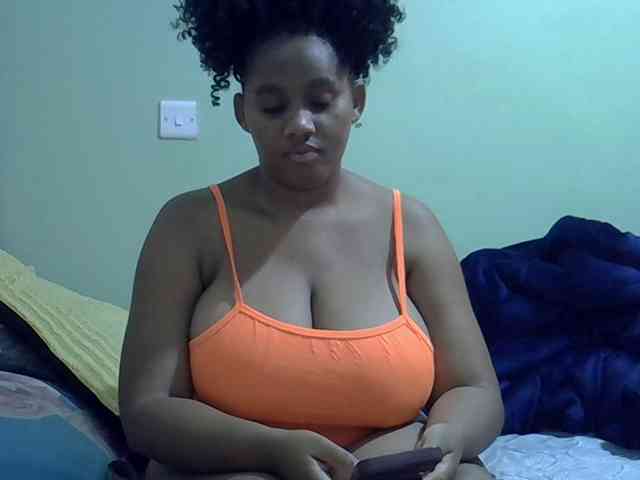 brownebony- webcam