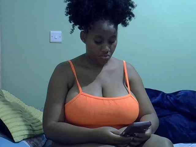 brownebony- webcam