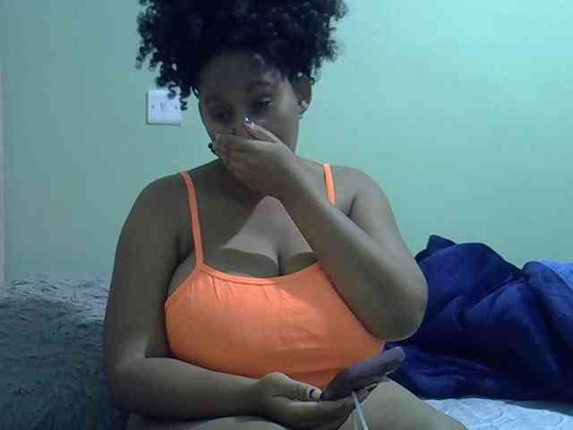 brownebony- webcam