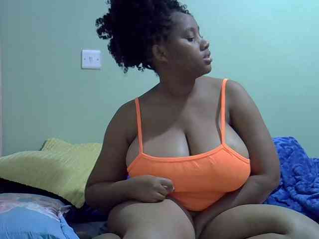brownebony- webcam