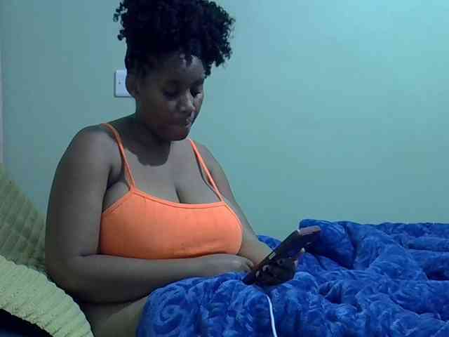 brownebony- webcam
