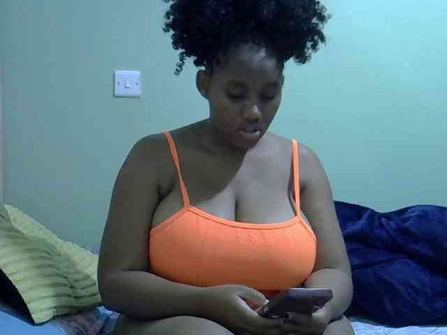 brownebony- webcam
