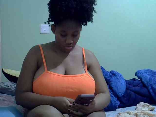 brownebony- webcam