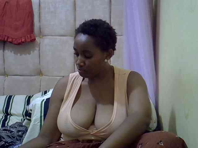 brownebony- Live Webcam on BongaCams