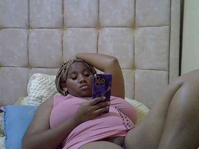 brownebony- webcam