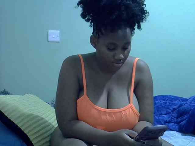 brownebony- webcam