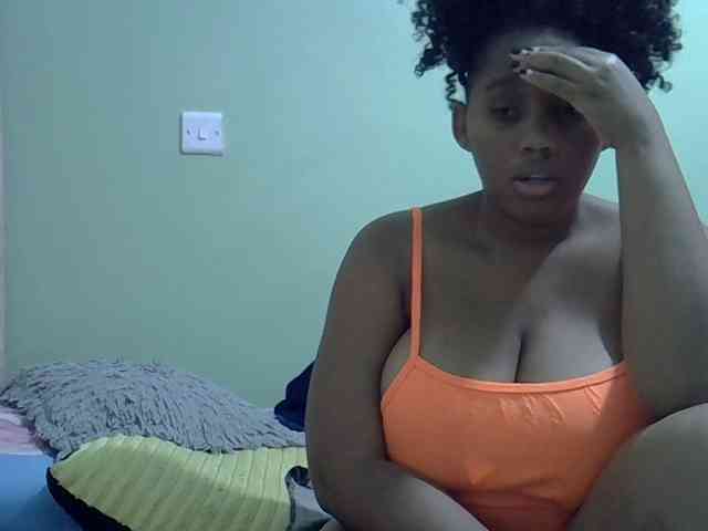 brownebony- webcam