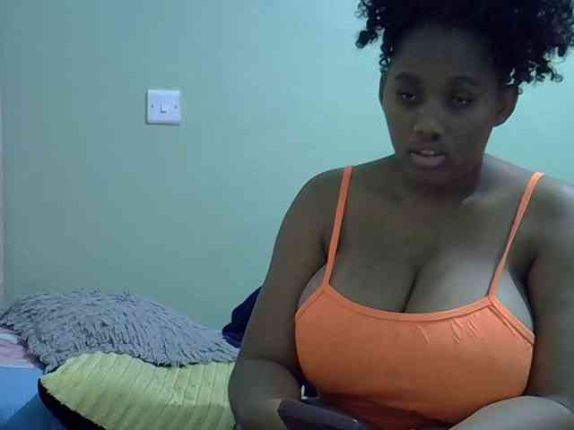 brownebony- webcam