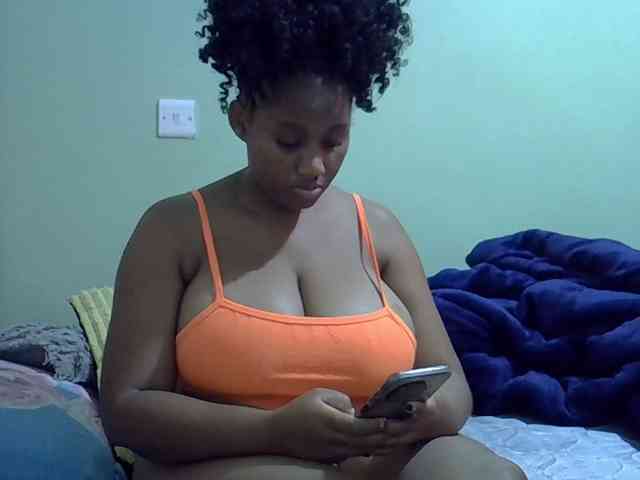 brownebony- webcam