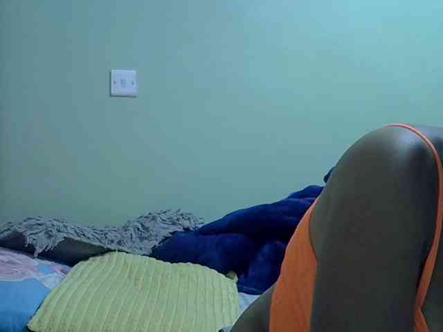 brownebony- webcam