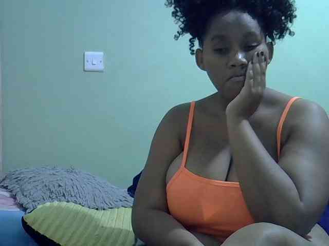 brownebony- webcam