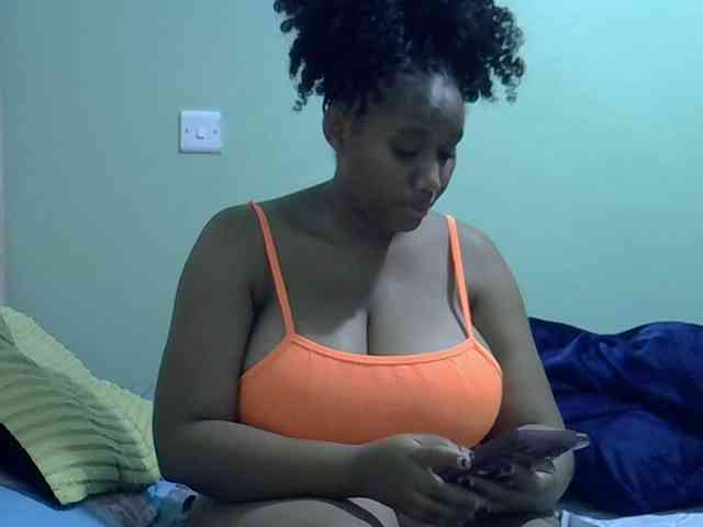 brownebony- webcam