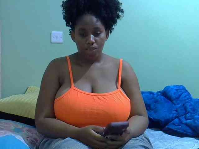 brownebony- webcam