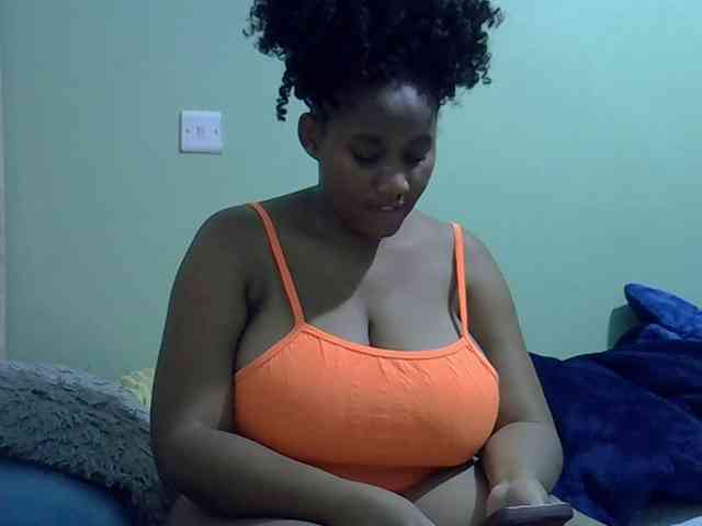 brownebony- webcam