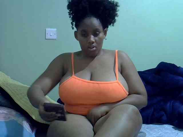 brownebony- webcam