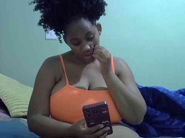 brownebony- webcam