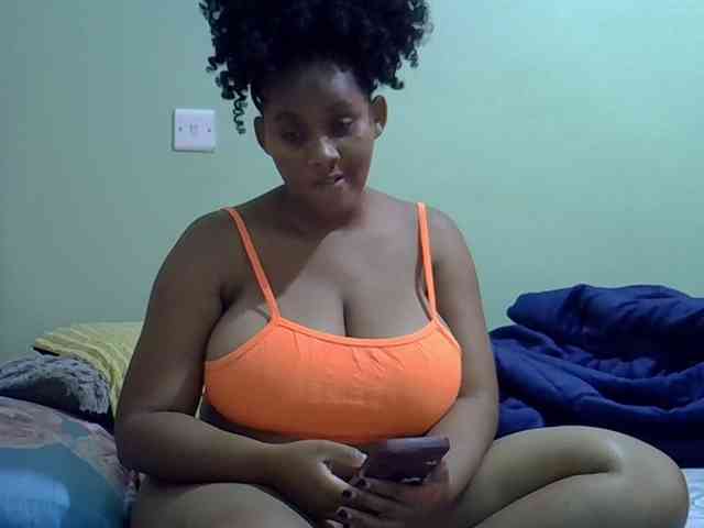 brownebony- webcam