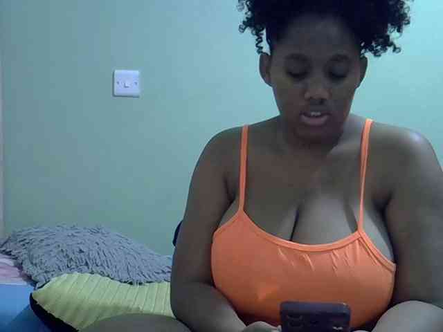 brownebony- webcam