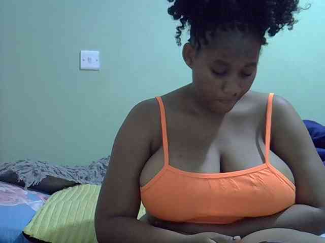 brownebony- webcam