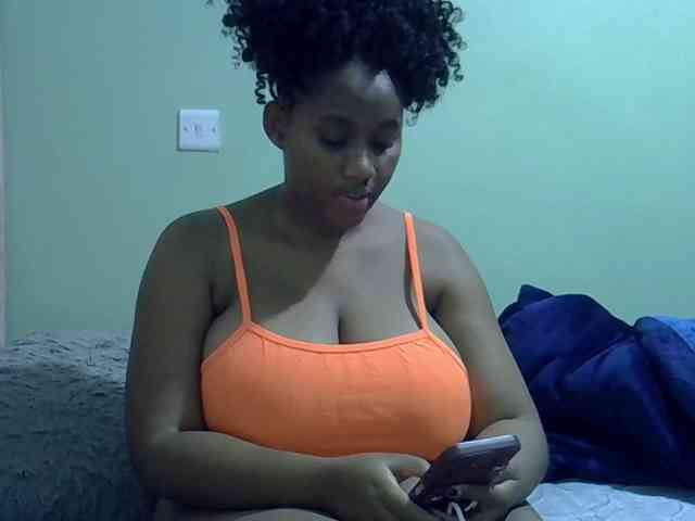 brownebony- webcam
