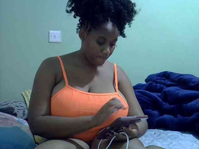 brownebony- webcam