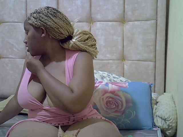 brownebony- webcam