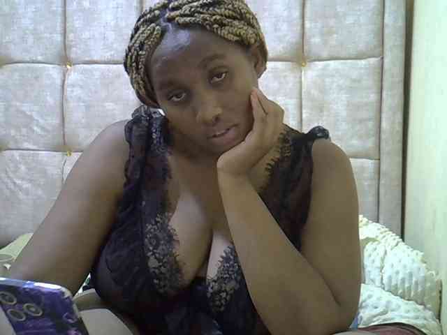brownebony- webcam