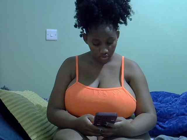 brownebony- webcam