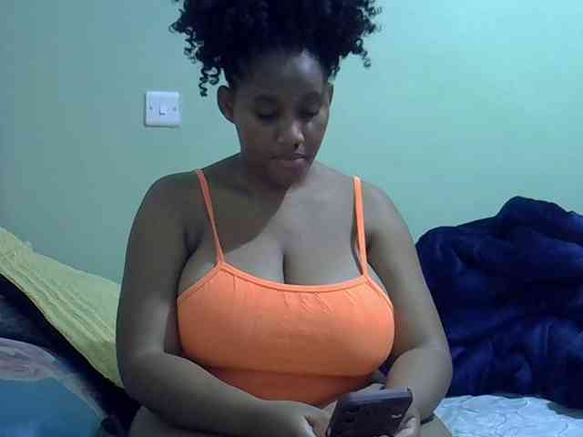 brownebony- webcam