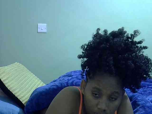 brownebony- webcam