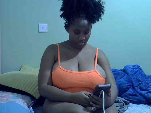 brownebony- webcam