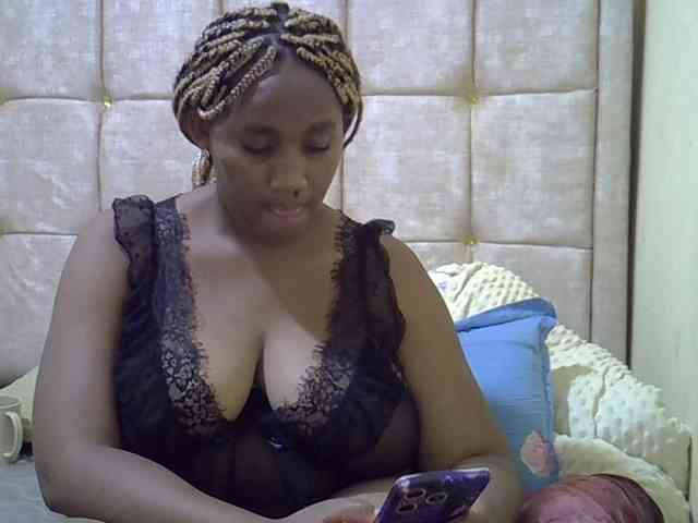 brownebony- webcam