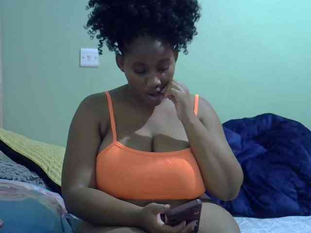 brownebony- webcam
